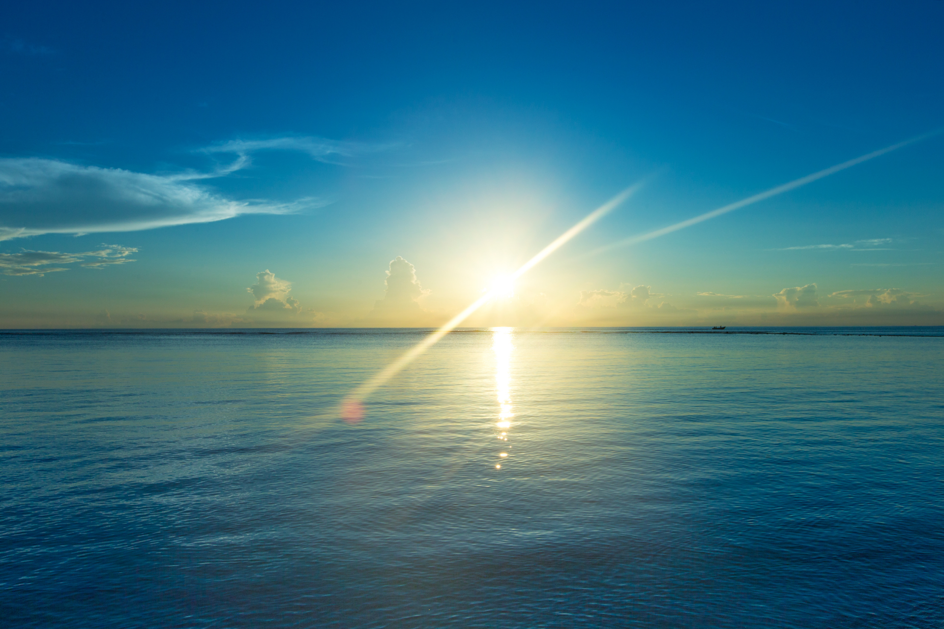 FROM SILENCE TO SILENCE